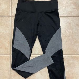 Victoria’s Secret PINK leggings